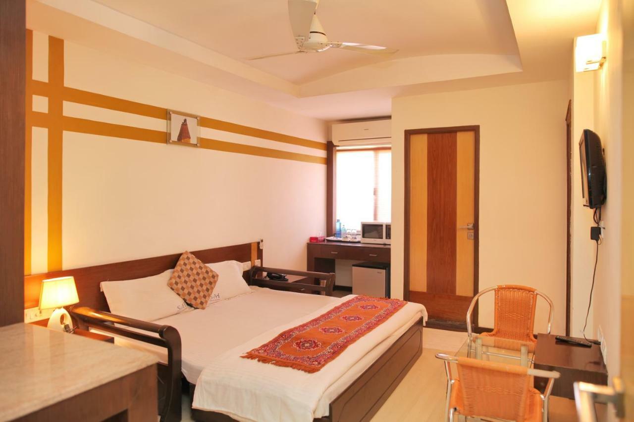 Sai Orbit Serviced Apartments Porur Chennai Eksteriør bilde